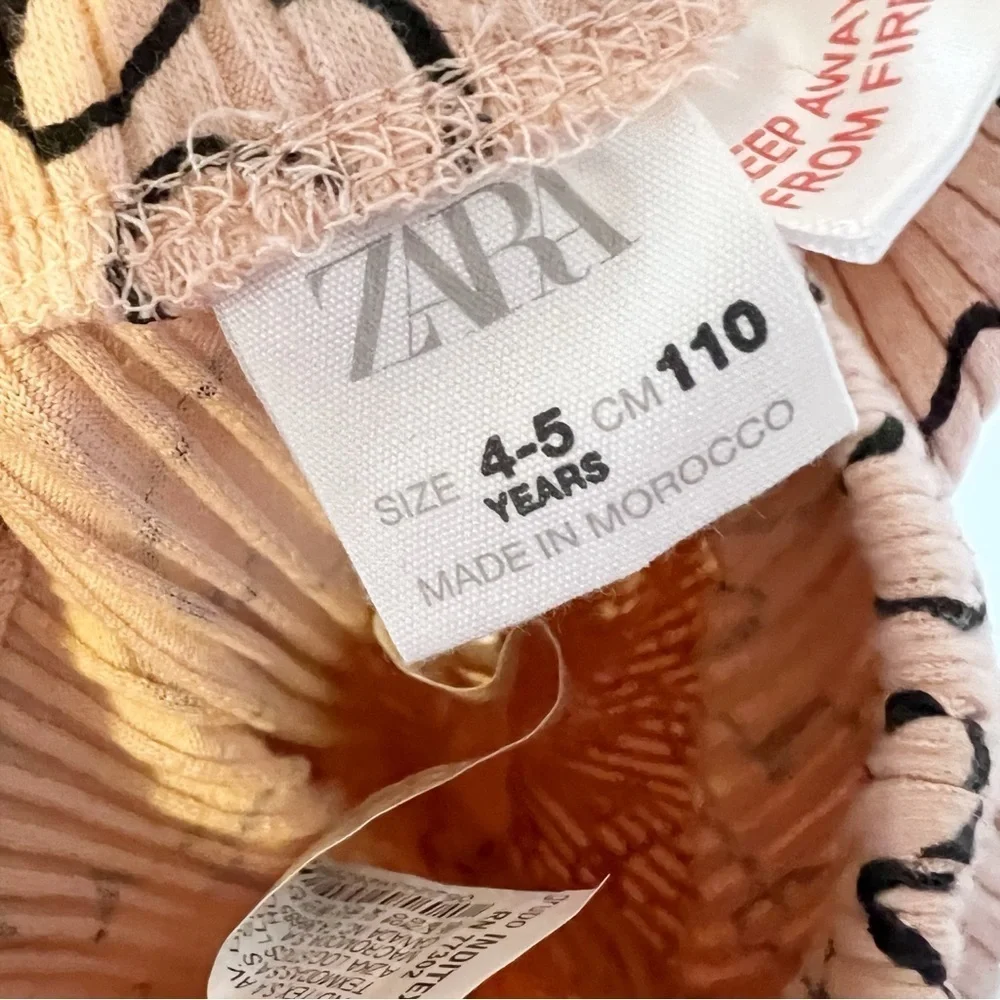 Zara Ribbed‎ Heart Print Pink Black Leggings Balletcore